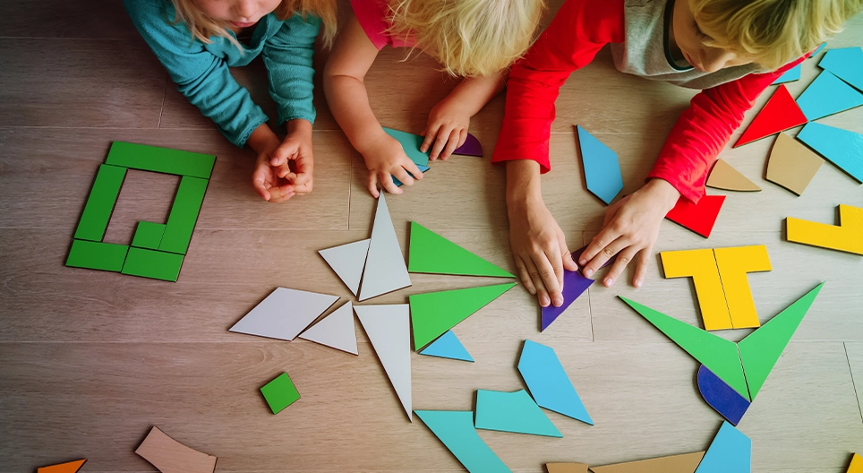 Geometrische Abenteuer I. – Spiel mit Formen