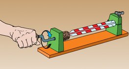 Das wiederholte Drehen des Korkens führt zu einer immer größeren Temperaturschwankung