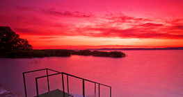 Sonnenuntergang am Plattensee in Ungarn