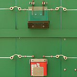 La solution aqueuse du sulfate de cuivre est électriquement conductrice La solution aqueuse du sulfate de cuivre est électriquement conductrice