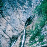 Karstbron van de Sava Rivier in Slovenië