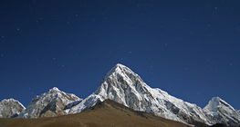L'Himalaya au clair de Lune