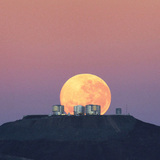 Moonrise over the Very Large Telescope (VLT)