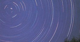 Le mouvement apparent des étoiles autour de l'Etoile Polaire