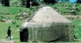 Les yourtes mongoles sont encore utilisées de nos jours