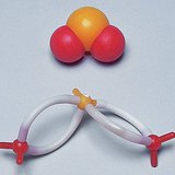 Modèle compact et modèle boules-bâtonnets de la molécule de dioxyde de soufre