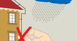 Stell dich bei einem Gewitter nie in die Nähe eines Blitzableiters oder eines hohen Baums.