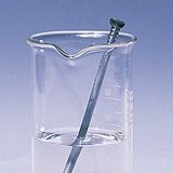 Clou de fer passif dans de l'acide nitrique dilué