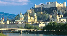 Vue de la ville de Salzbourg avec le Château Hohensalzburg en arrière plan