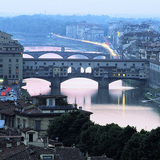 Uitzicht op Florence met de rivier de Arno