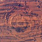 Cratère d'impact dans le Sahara