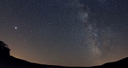 Jupiter et la bande de la Voie Lactée
