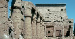 Temple de Louxor (Egypte, vers 1400 avant J.C.)