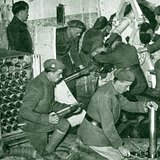 De Schemeroorlog: Franse soldaten in een fort aan de Maginotlinie