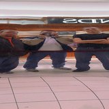 Reflectie van een lachspiegel