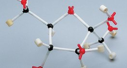 Modèle de remplissage de l'espace et modèle éclaté de la molécule de béta-D-fructose