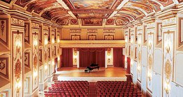 La salle de concert Haydn dans le palais Esterhazy (Eisenstadt)