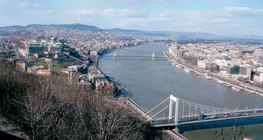 Budapest et le Danube en arrière plan (Hongrie)