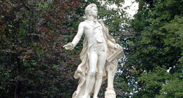 Statue von Wolfgang Amadeus Mozart