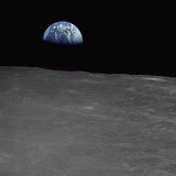Earthrise vanaf de Maan