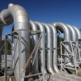 Een kromming in een buis om uitzetting door hitte te voorkomen