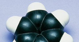 Modèle compact de la molécule de benzène